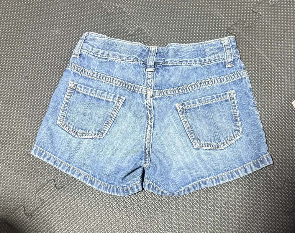 Old Navy girls size 7 denim jeans - Picture 2 of 3